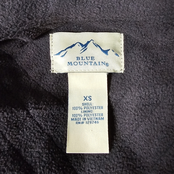 Blue Mountain Vest - Picture 4 of 6